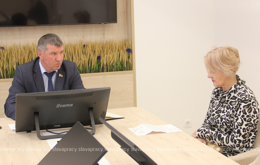     Председатель Копыльского райисполкома провел очередной прием граждан