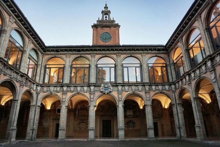 Alma Mater Studiorum
