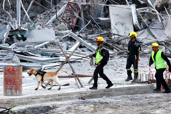 Последствия землетрясения в Бангкоке, 28 марта 2025 года / Athit Perawongmetha/Reuters 