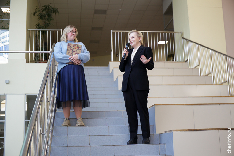    Сегодня студенты побывали в школах № 41 и 23 и в детском саду № 39. Погружение в профессию устроили для тех, кто учится на педнаправлениях и в педагогическом колледже.