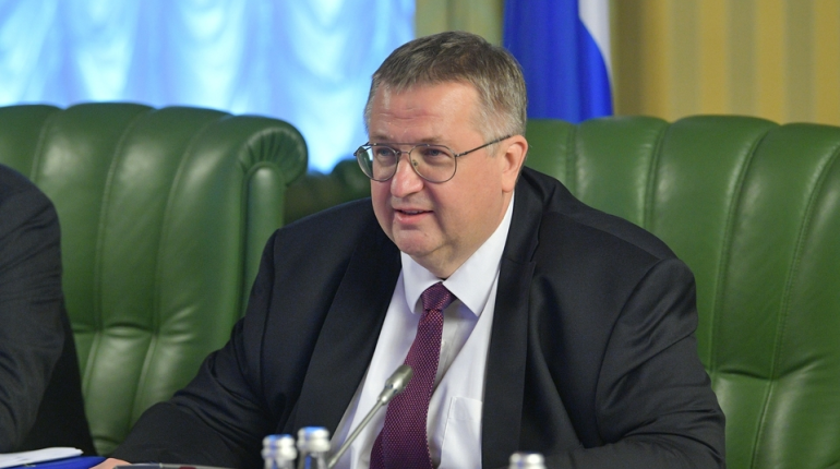    Вице-премьер Алексей Оверчук. Фото: правительство России