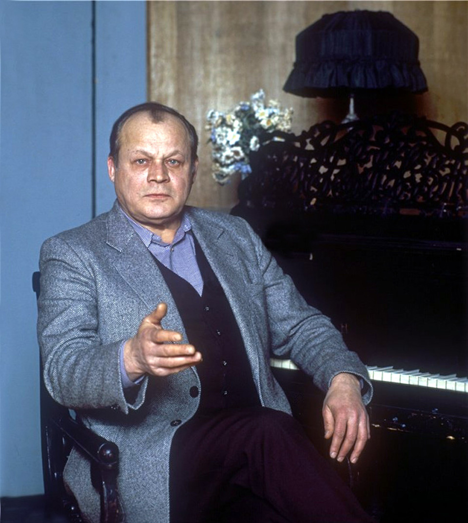 Пётр Иванович Щербаков — советский и российский актёр театра и кино