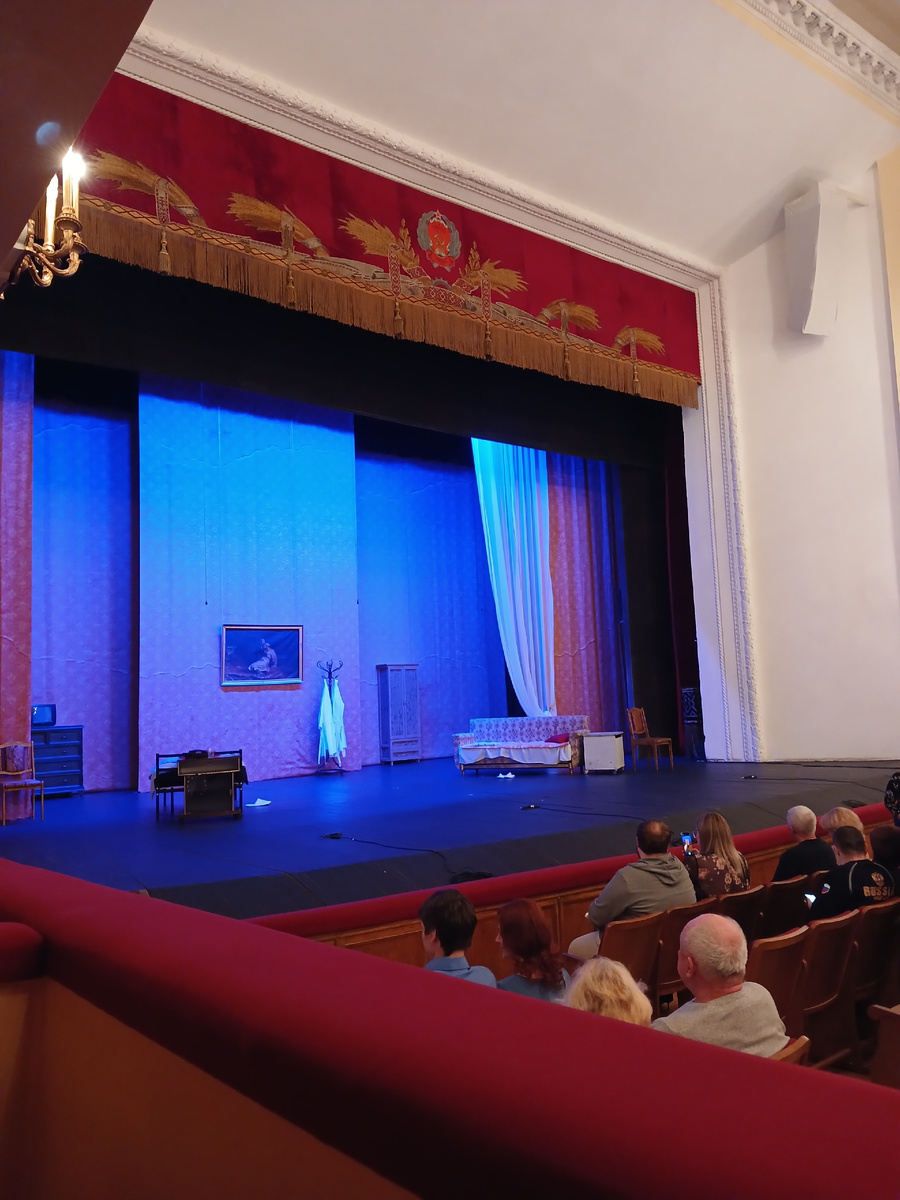 Гастрольный спектакль из Москвы "Свидание на четверых"