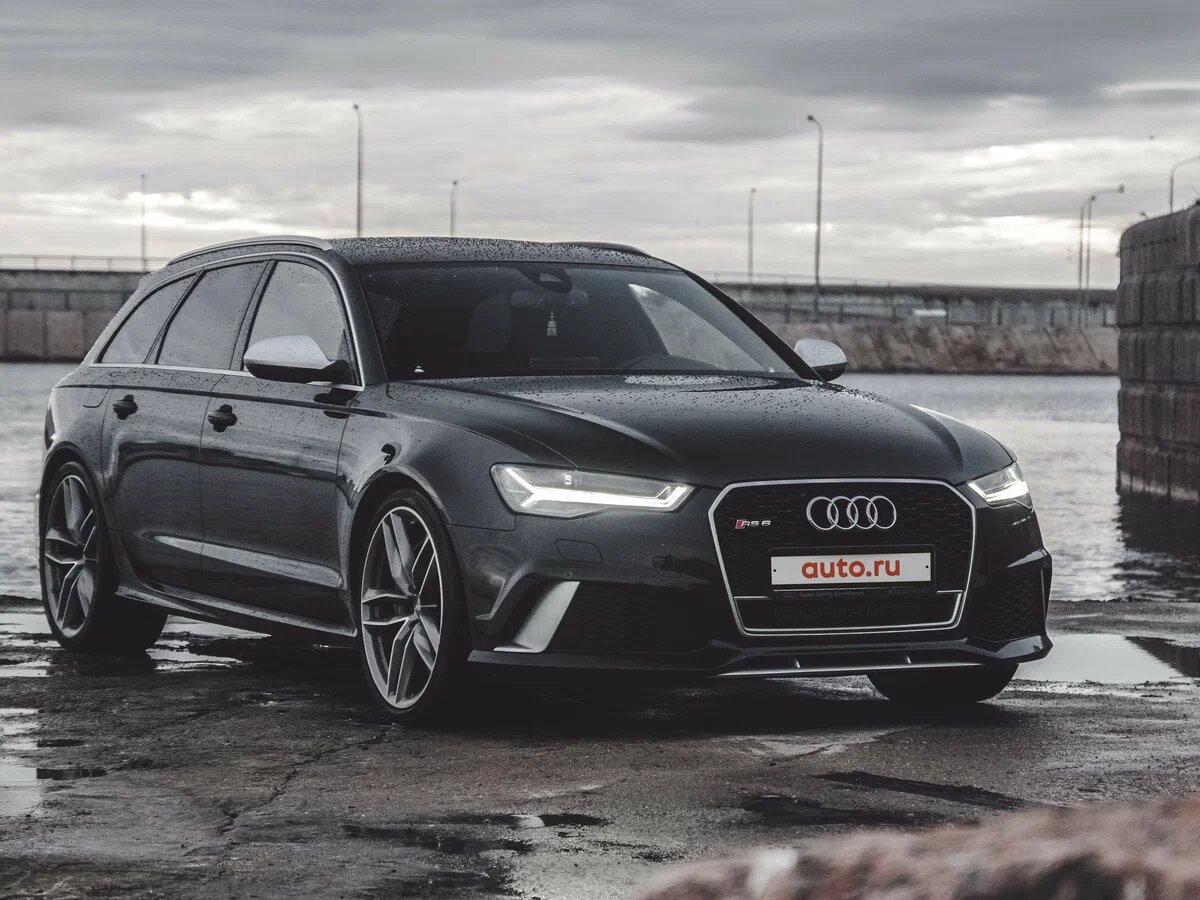 AUDI RS6 C7.