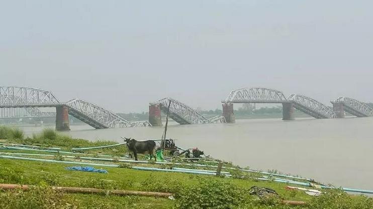 Разрушенный мост. Фото: x.com/NightPhoomin