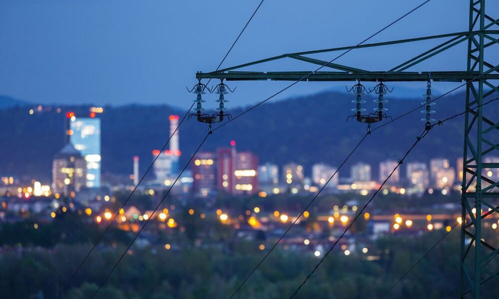    Шум ЛЭП — известное явление, но не всегда безобидное. Источник изображения: rolandberger.com