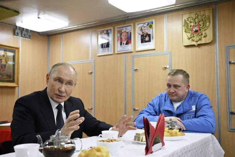  Президент РФ Владимир Путин допустил возможность введения на Украине внешнего международного управления для проведения демократических выборов   © РИА Новости. Кирилл Зыков