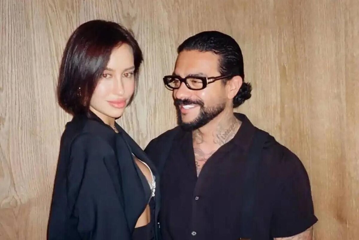    Тимати и Валентина Иванова Социальные сети