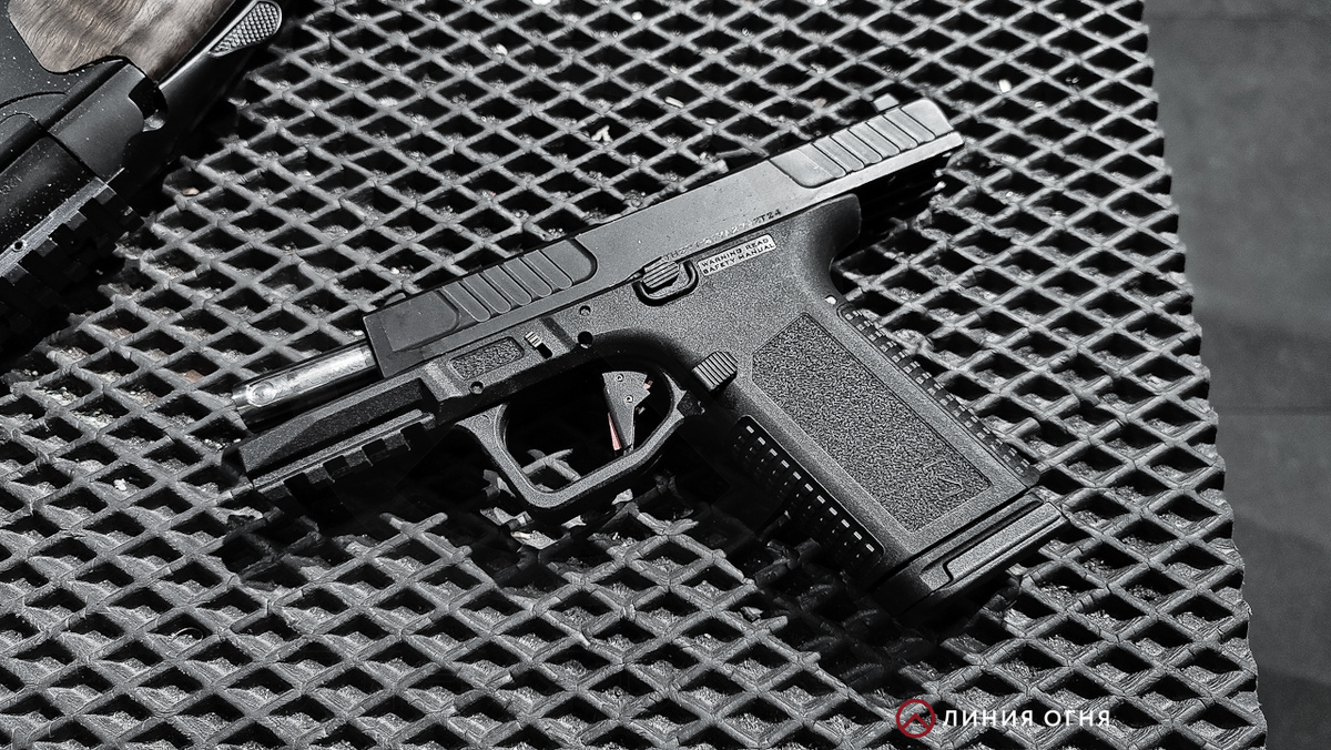 Тень-37 на затворной задержке.