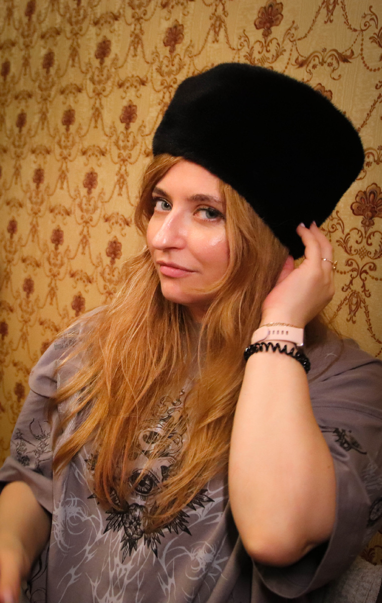 Кажется, эта шапка отлично подходит к теме статьи