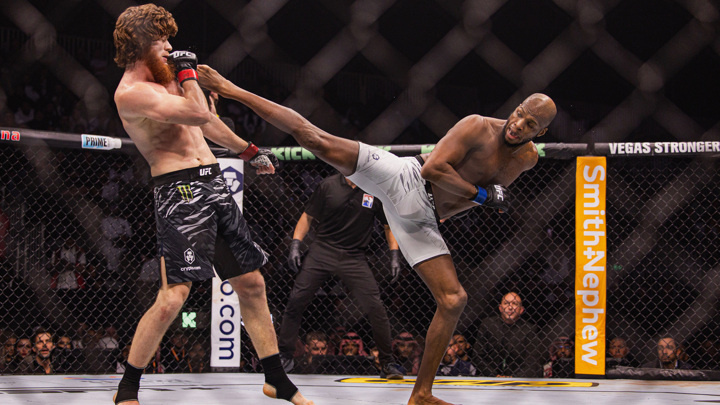     Шарабутдин Магомедов – Майкл Пэйдж