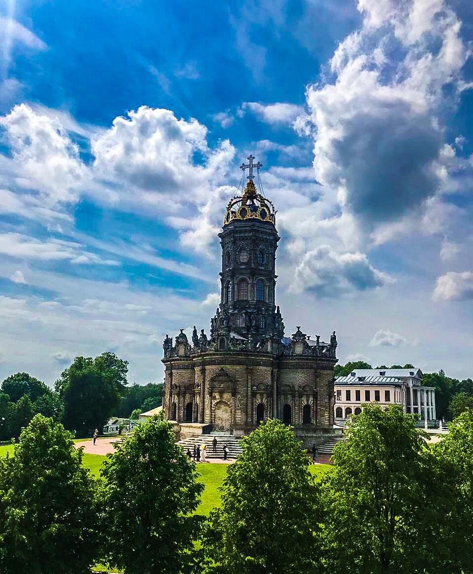 Знаменская церковь Дубровицы