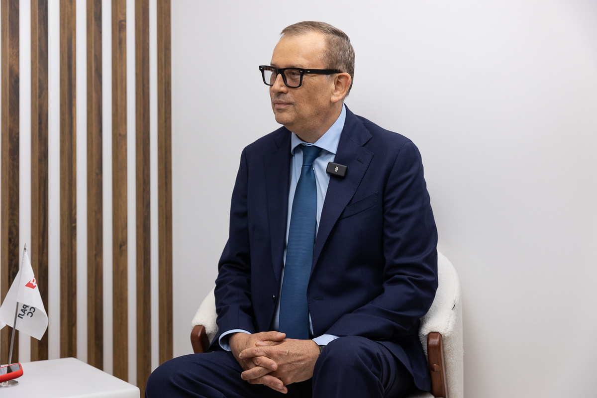 Александр Дрозденко доложил президенту о результатах в экономике, народосбережении, поддержке участников СВО и их близких.  Фото: Фото: ФедералПресс / Иван Кабанов