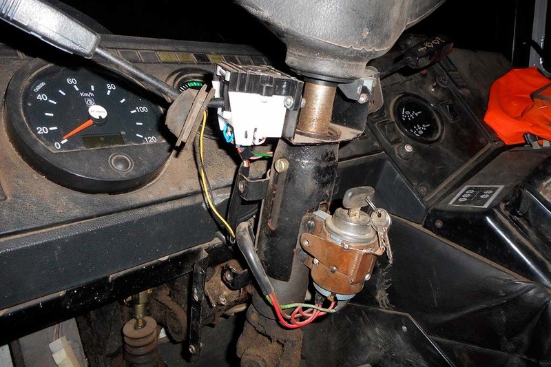    В полицию об угоне грузовика заявил 64-летний владелец. Он