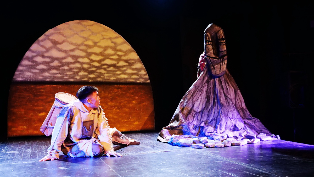    Творящие магию - кто создаёт атмосферу на театральных подмостках Югры