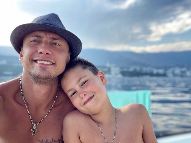    Павел Прилучный и Тимофей. Фото: социальные сети