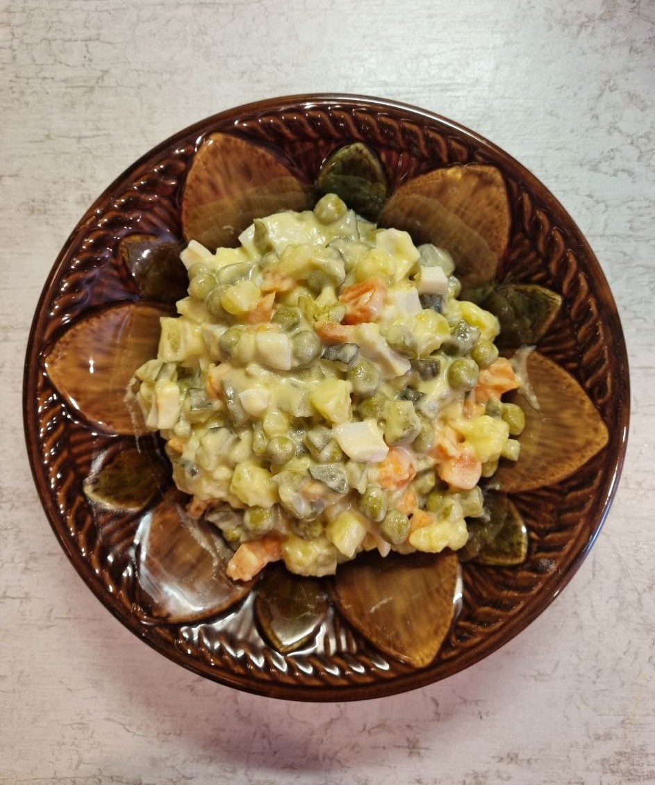 Похож на Оливье?