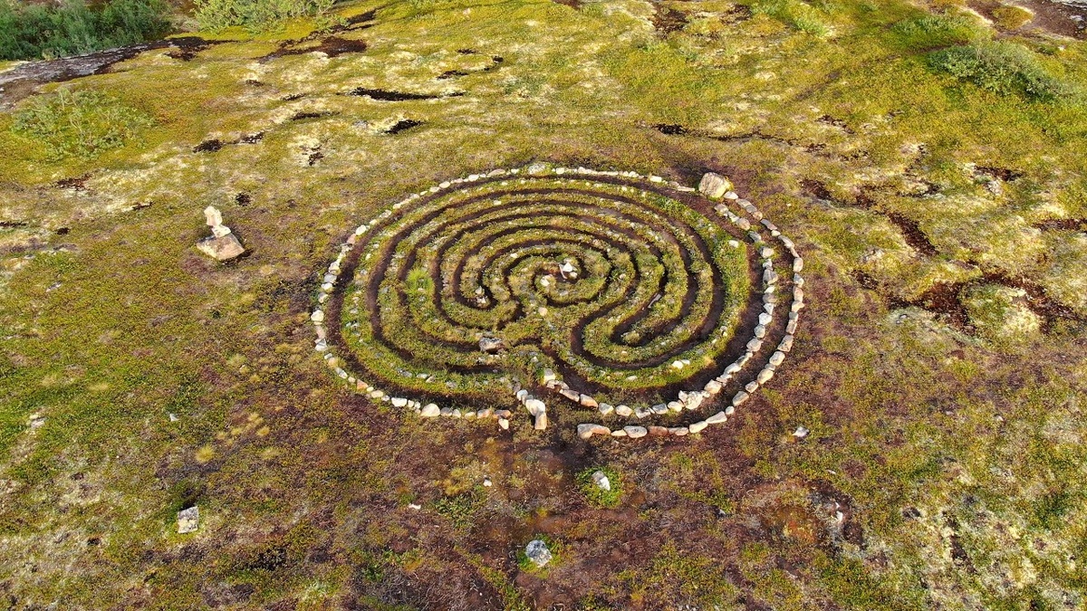 Один из "магических" кругов. Из открытого доступа.