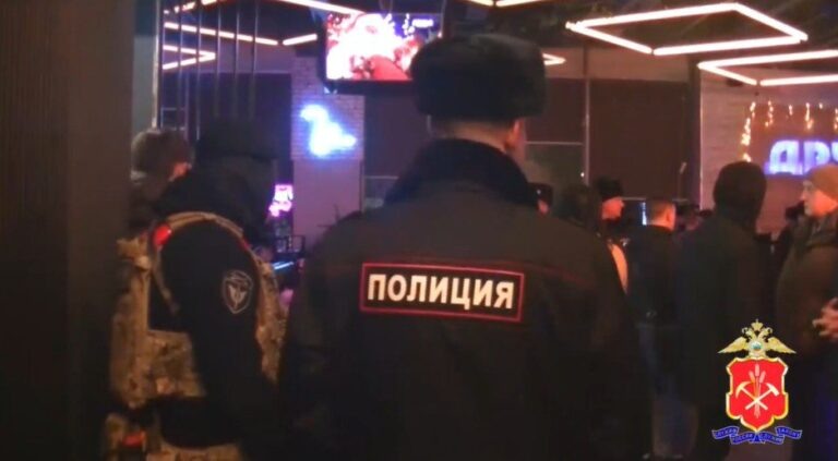    Фото: скрин с видео «Полиция Кузбасса» / Telegram Дмитрий Андреев