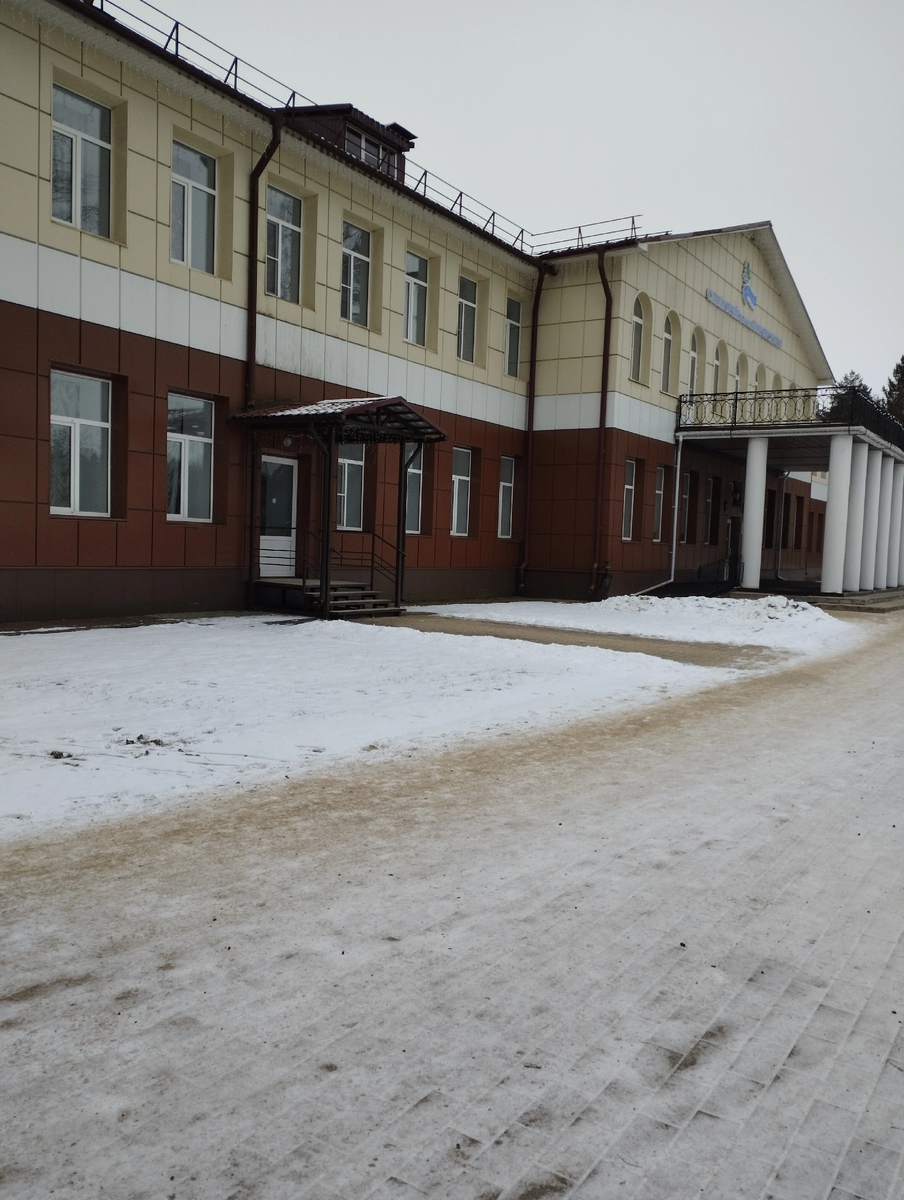 Это главный корпус 