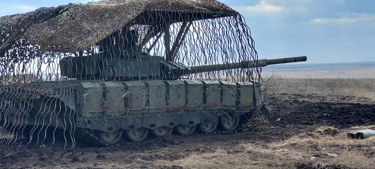  Т-72Б3М с кудрявой защитой