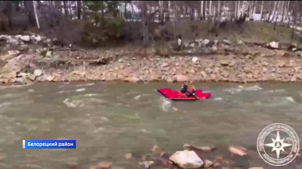    Спасатели начали дежурство у порога Айгир на реке Инзер в Белорецком районе Башкортостана