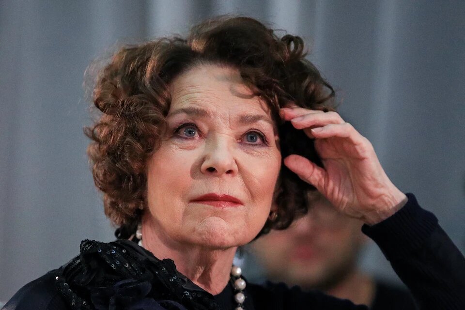 Лариса Голубкина
