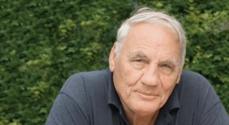 На фото Доктор Хамер (взято из открытых источников)