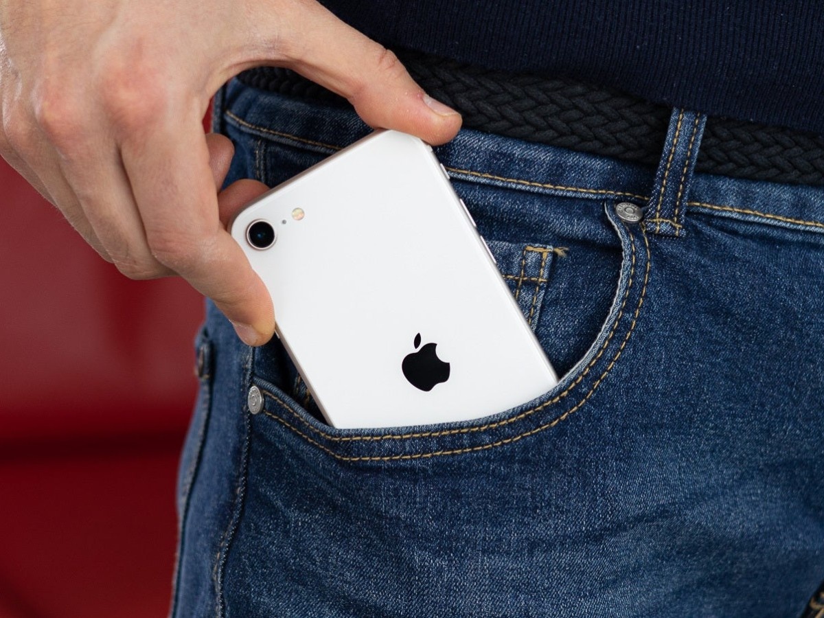    Инсайдер: больше не стоит ждать компактного iPhone