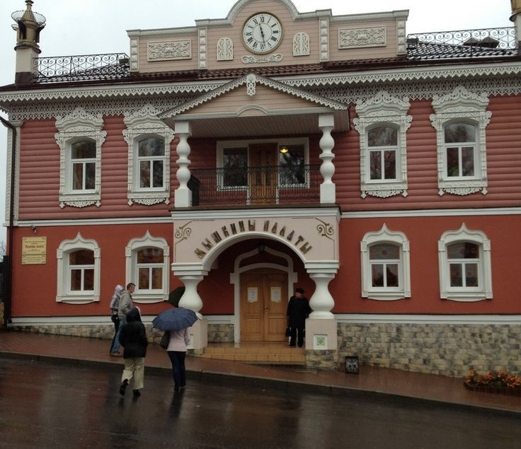 Самы популярный музей, очень забавный)