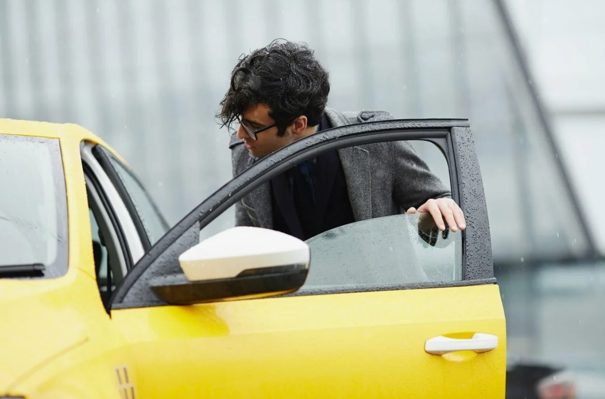 Пассажир сэкономил – водитель потерял