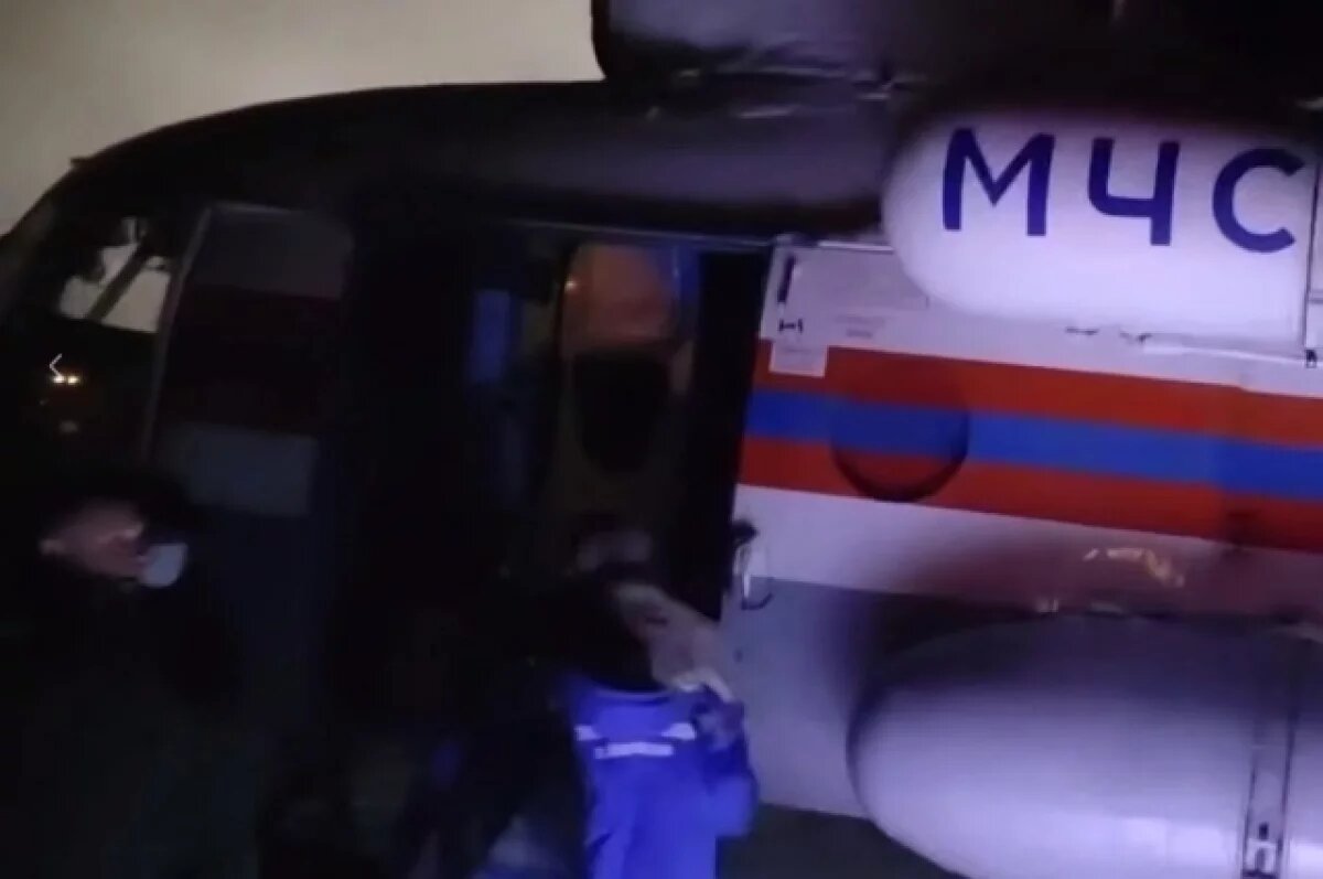    МЧС России направило в Мьянму два самолета со спасателями и врачами