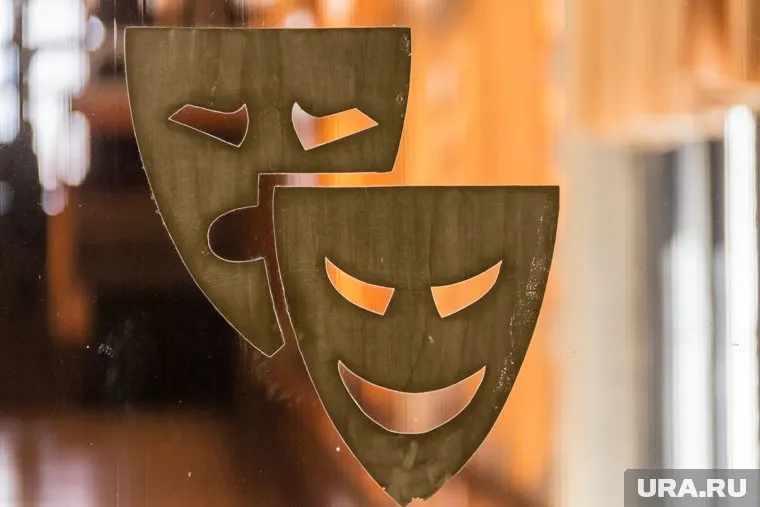 Няганский ТЮЗ получил первую «Золотую маску» в ХМАО
Фото: Илья Московец © URA.RU