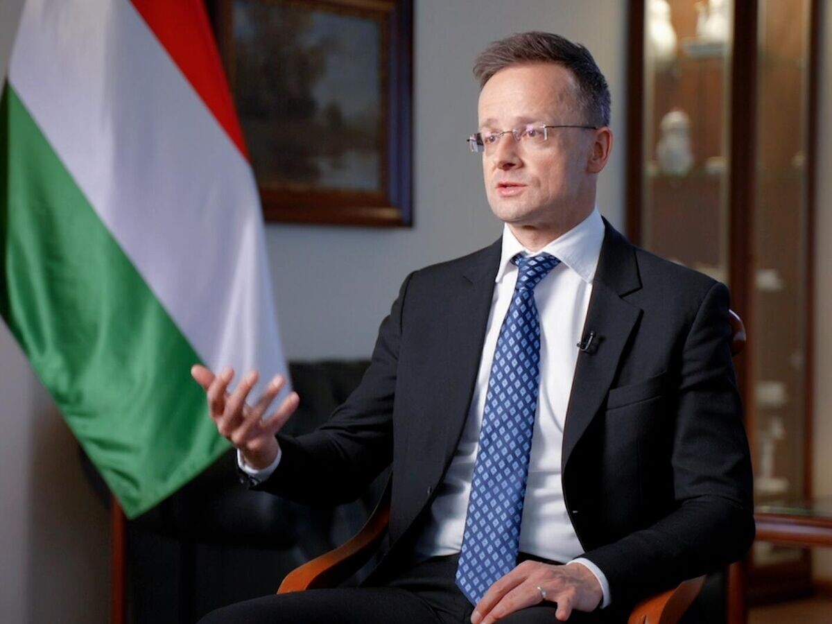    Глава МИД Венгрии Петер Сийярто во время интервью агентству РИА Новости в Москве© РИА Новости