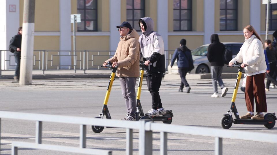    Электросамокаты. Барнаул. Источник: Виталий Барабаш