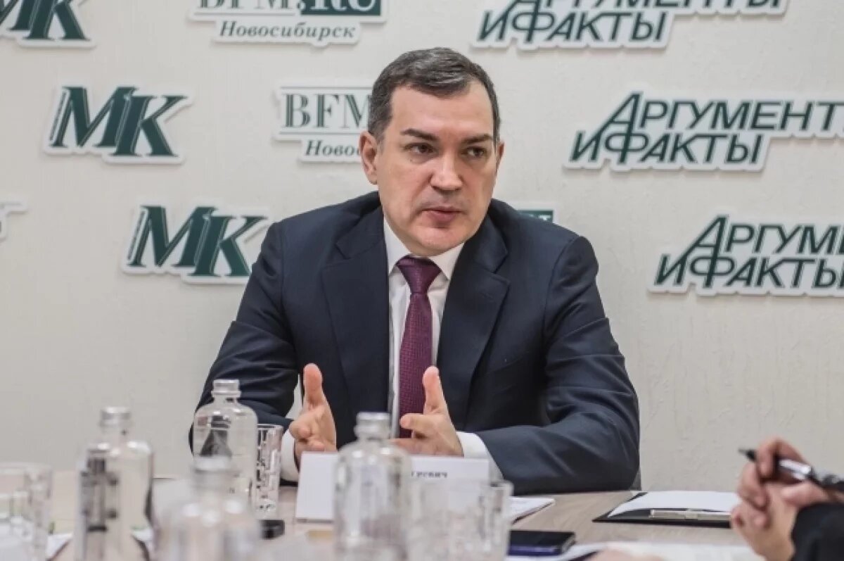    Мэр Новосибирска соболезнует братьям-мандалийцам после землетрясения