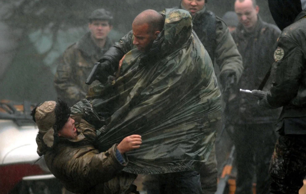 Кадр из фильма «Вавилон Н.Э.» (2008)