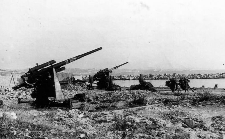 Батарея FlaK 36/37 (waralbum.ru)
