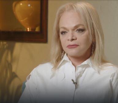 Лариса Долина