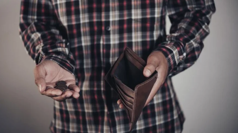 Опубликована цифра минимального количество денег в месяц для российских семей, чтобы "свести концы с концами". С детьми и и без 