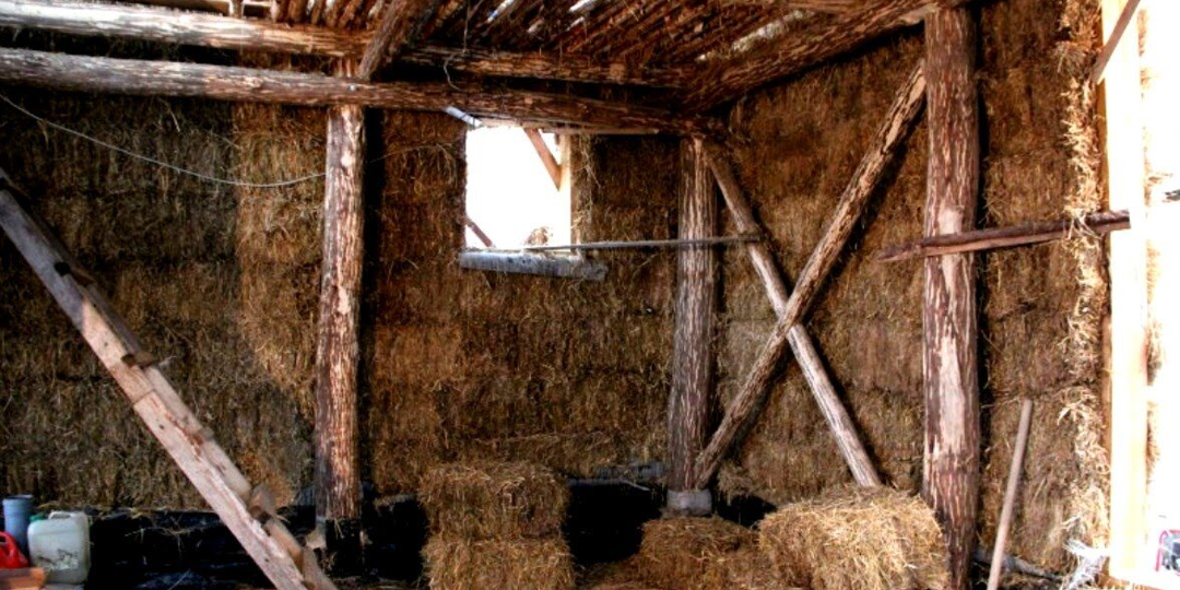 Засыпные стены: почему наши предки не мерзли даже в лютые морозы?