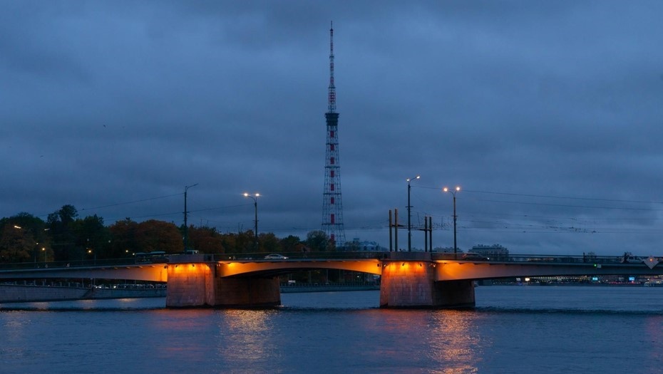    Гренадерский мост Автор фото: Михаил Тихонов