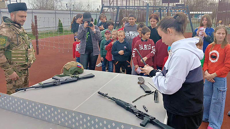    Казаки проводят уроки