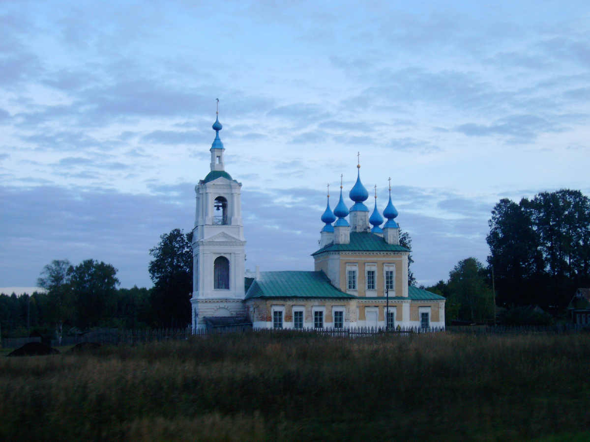 Церковь в селе, мое фото