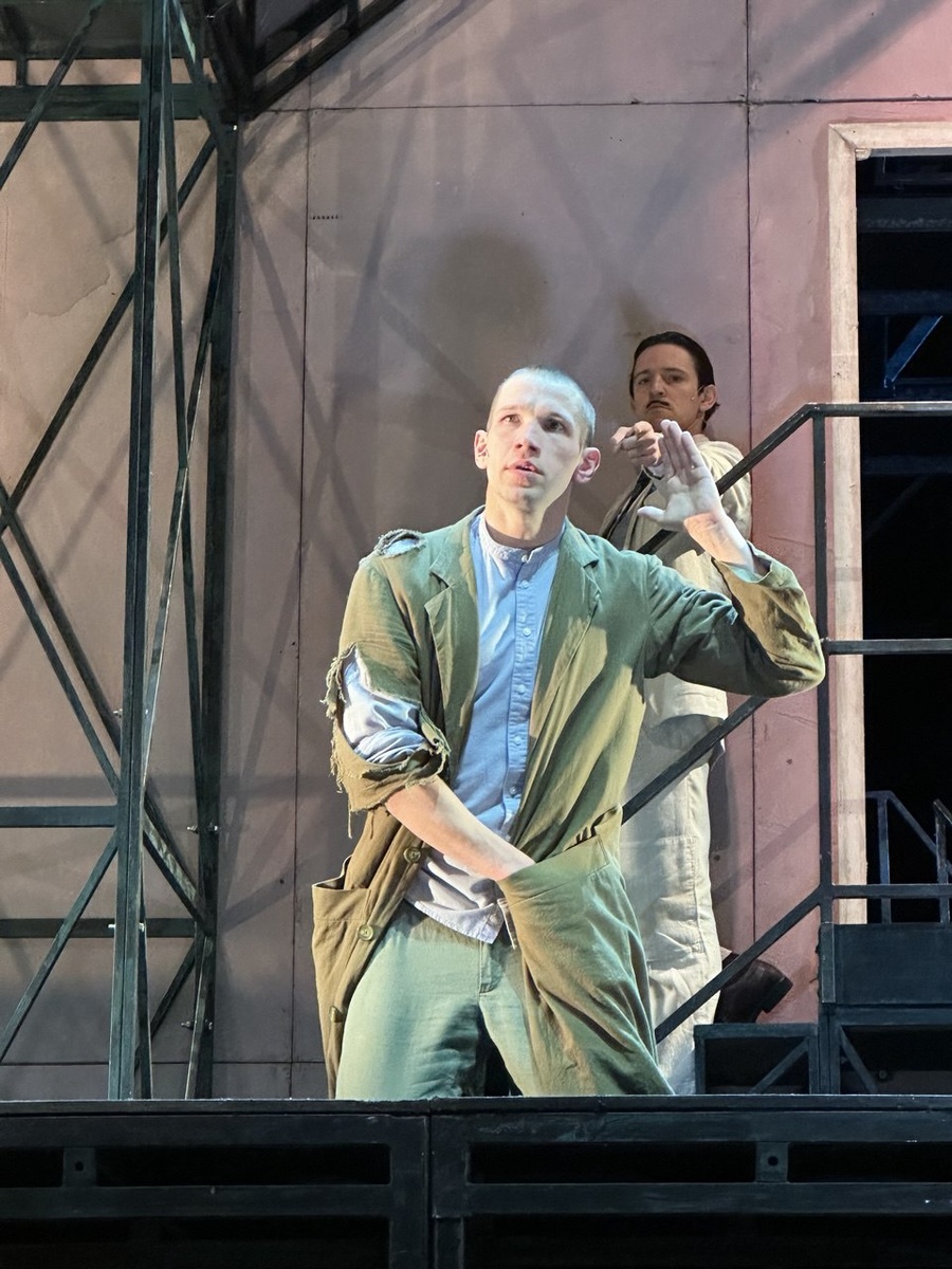 Родион Раскольников. Спектакль «Преступление и наказание» в БДТ. Санкт-Петербург. Фото автора.