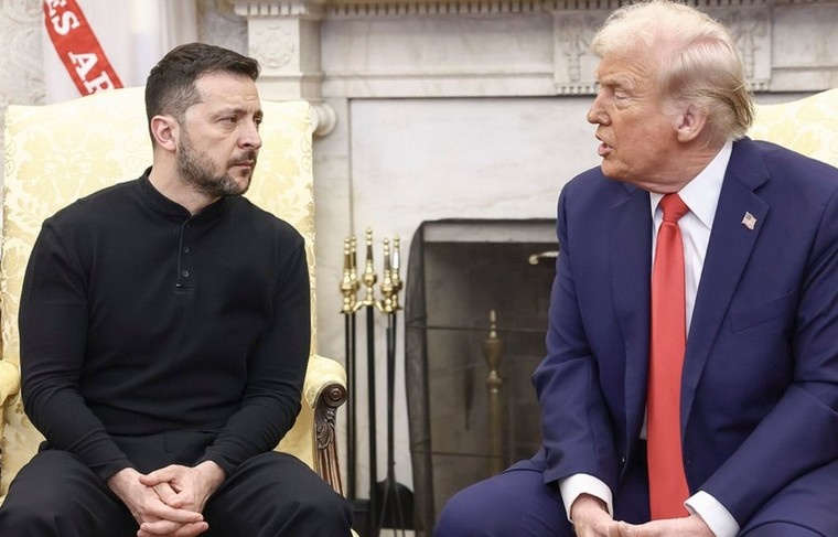    Jim LoScalzo - Pool via CNP/Global Look Press