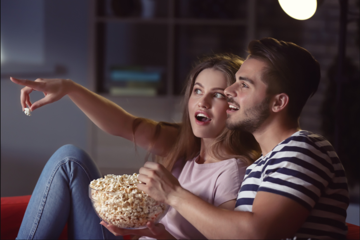 Если вы изучаете иностранный язык, то фильмы с участием носителей помогут вам значительно улучшить ваши языковые навыки. Фото из открытых источников.