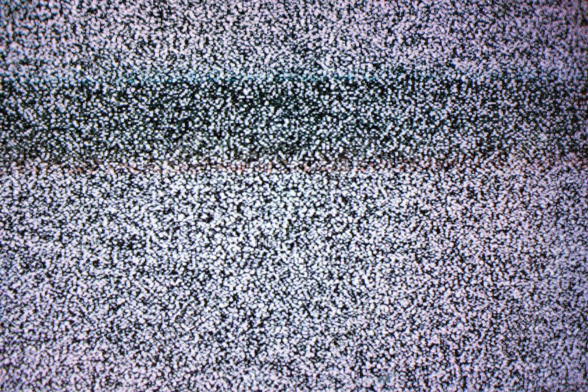 Изображение выдаваемое нейросетью после загрузки романа Итало Кальвино "Если однажды зимней ночью путник"