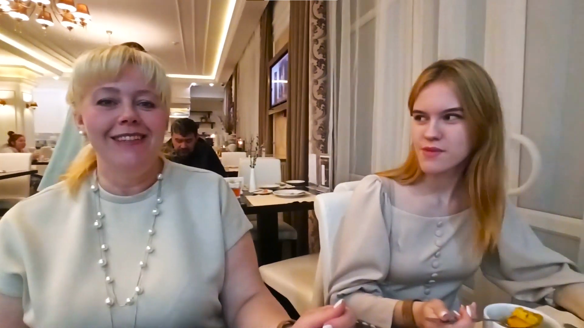 Завтрак в отеле "Пальмира палас"