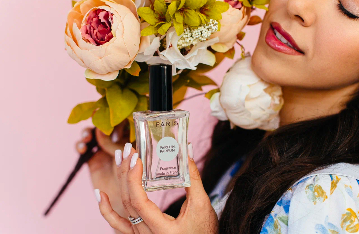 Парфюмерные композиции DeParis созданы по мотивам мировых шедевров с добавлением натуральных масел 